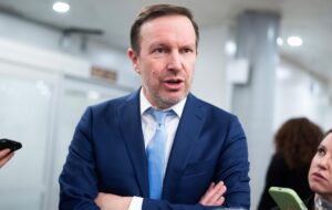 Сенатор США: Трамп втратив контроль над війною