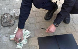 В Одесі правоохоронець привласнював нерухомість самотніх людей