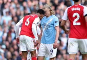 В АПЛ точиться настійна боротьба за першість у чемпіонаті