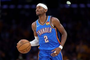 Гравець Оклахоми стає MVP NBA двічі поспіль