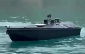 Греція розслідує появу українського морського дрона біля її острова