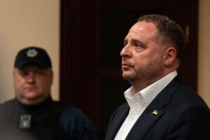 Суд над Єрмаком можуть використати в гібридній війні – посол ЄС