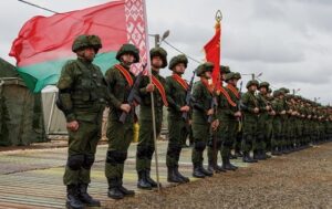 Білоруська опозиція попередила Київ про підготовку Лукашенка до війни