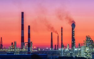 Казахстан скоротив видобуток нафти та газу після ударів по ГПЗ у Росії