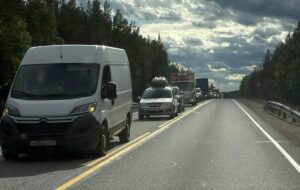 В Мурманській області РФ масово зупиняють авто і шукають “диверсантів”
