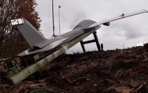 Військові показали рекордний дронопад Молній