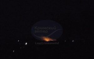 В Керчі пролунали вибухи і спалахнула пожежа – соцмережі